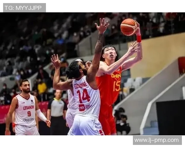 周琦在国际篮球舞台上的崛起与挑战:从青涩新星到实力中锋的成长之路